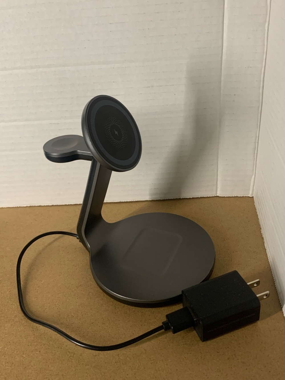 3-in-1 Wireless Charging Station